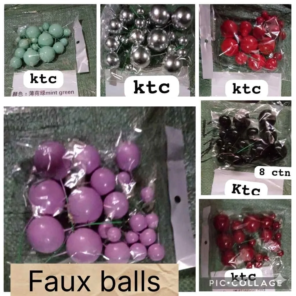 faux-ball-cake-topper